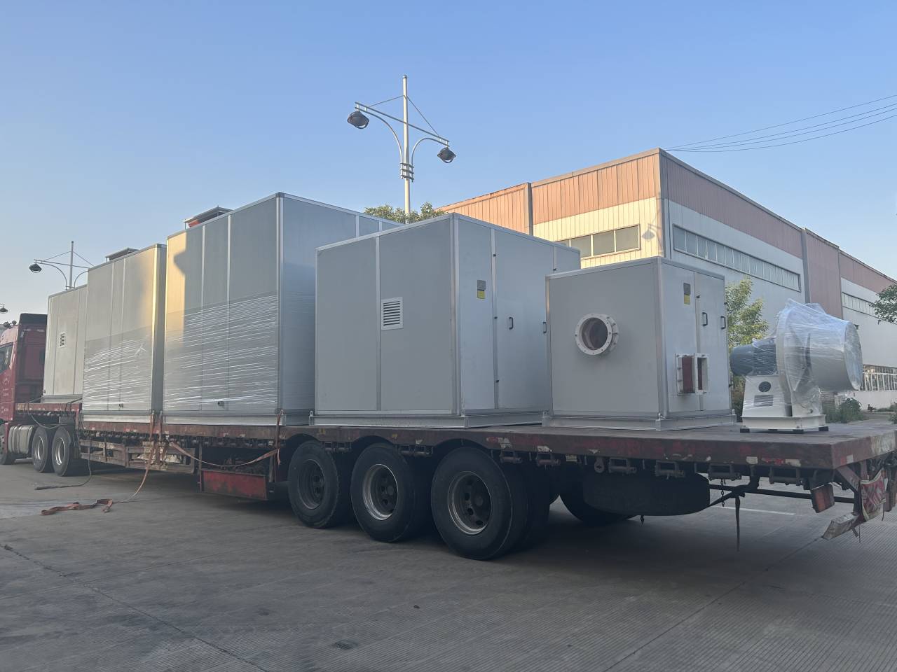 隔音箱式離心風(fēng)機 隔音箱式離心風(fēng)機